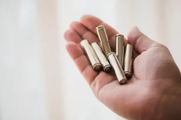 Чому варто звернути увагу на літій залізо фосфатні акумулятори: нюанси і альтернатив
