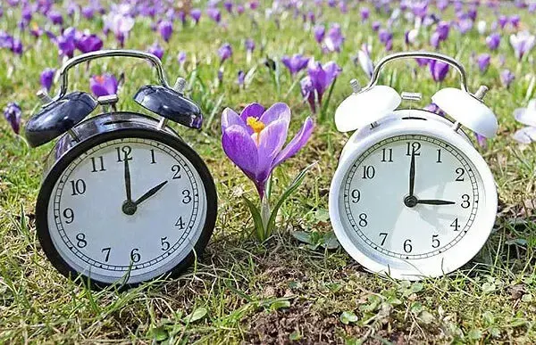 Україна переходить на літній час