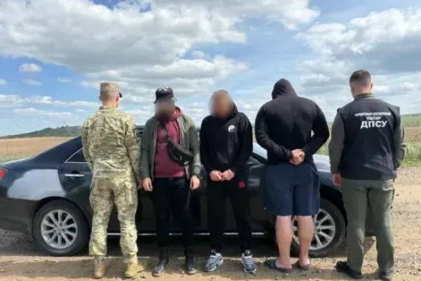 На кордоні затримали ухилянтів