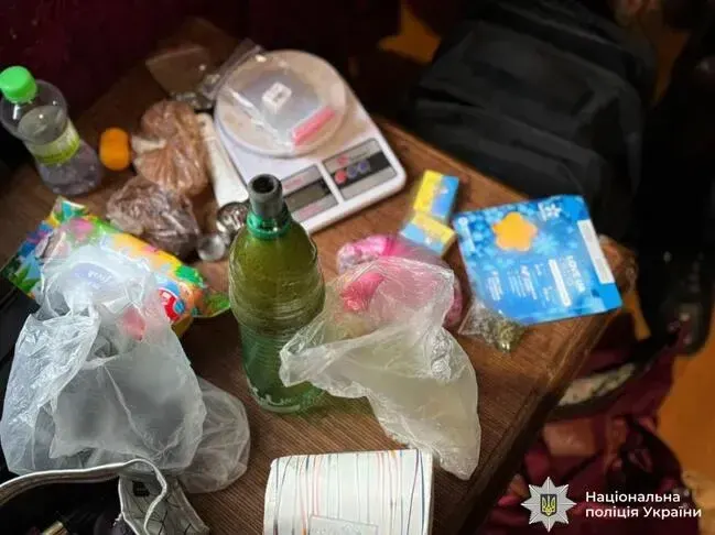 На Франківщині чоловік намагався передати канабіс до СІЗО