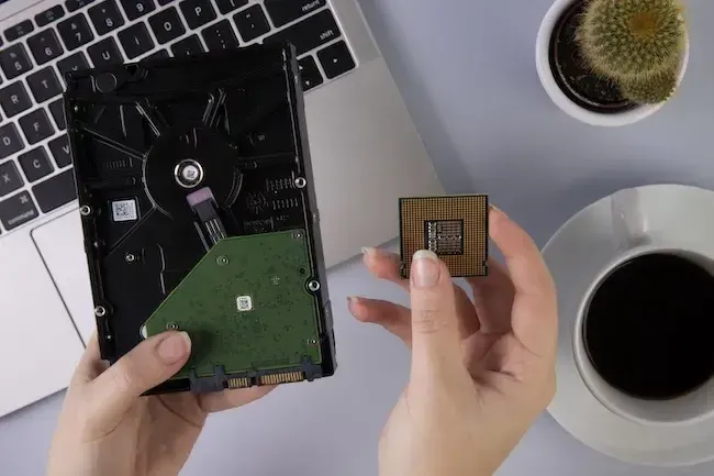 Який SSD для ноутбука?