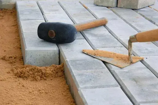 Тендер на брукування
