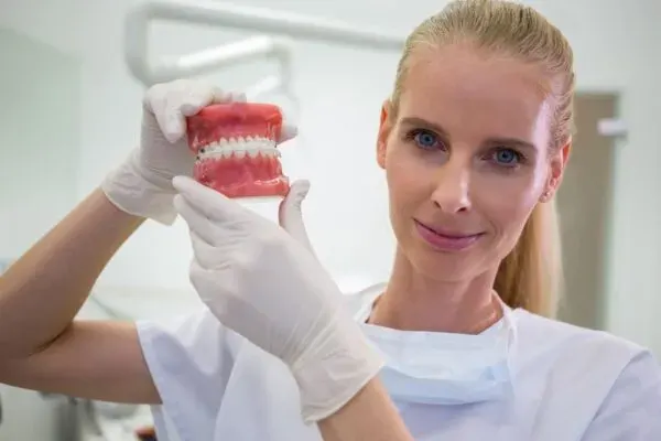 Сучасне протезування зубів в Івано-Франківську: якісно, надійно та з гарантією