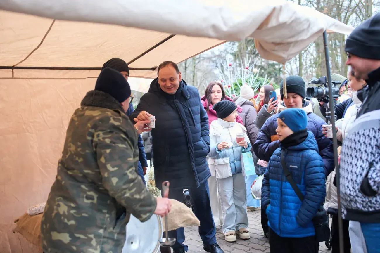 Відкриття ялинки