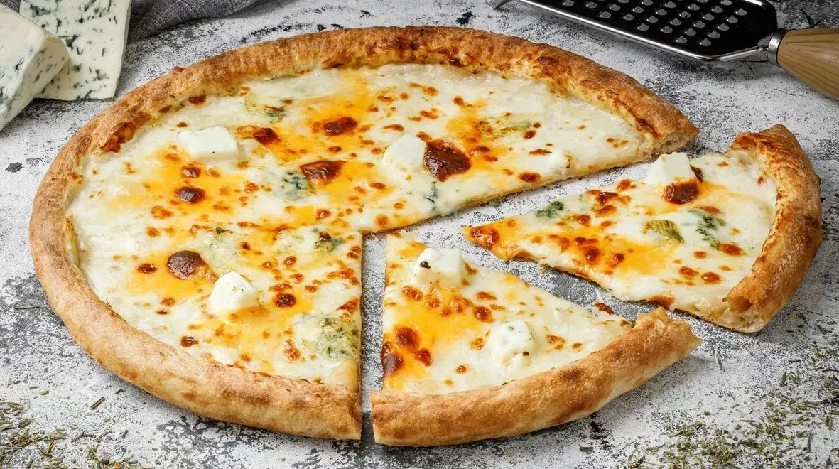 Піца для гурманів — Quattro Formaggi Піца для гурманів — Quattro Formaggi