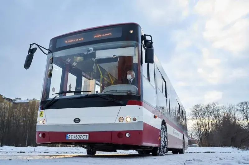 Автобус Франківськ