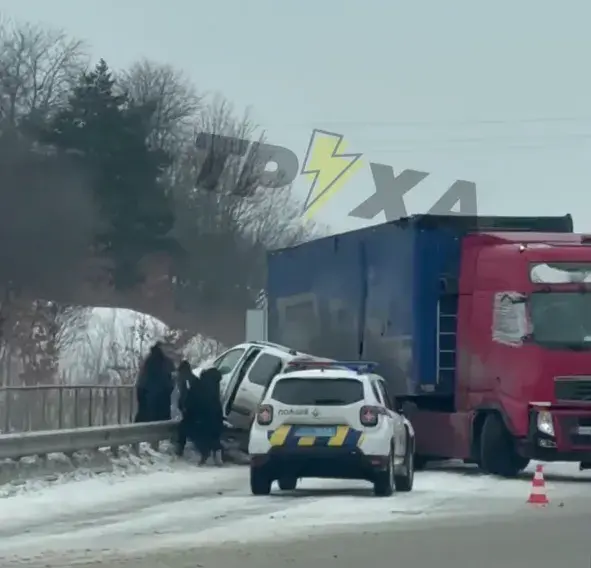 Ожеледиця на Прикарпатті