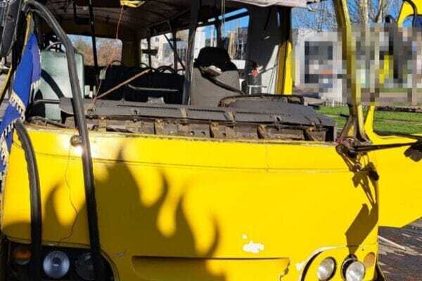 РФ атакувала вантажівки у Нікополі, загинув водій