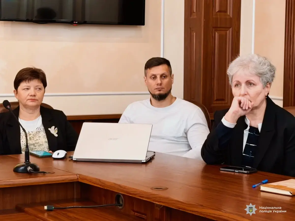 У поліції Прикарпаття провели зустріч із родинами зниклих безвісти захисників