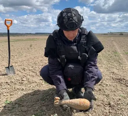 На Івано-Франківщині піротехніки ДСНС знищили 4 вибухонебезпечні предмети часів Другої світової війни