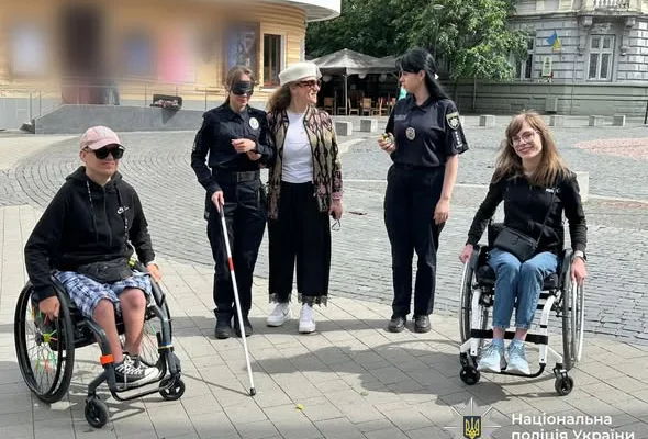 Поліцейські Прикарпаття долучилися до заходів Національного тижня безбар’єрності
