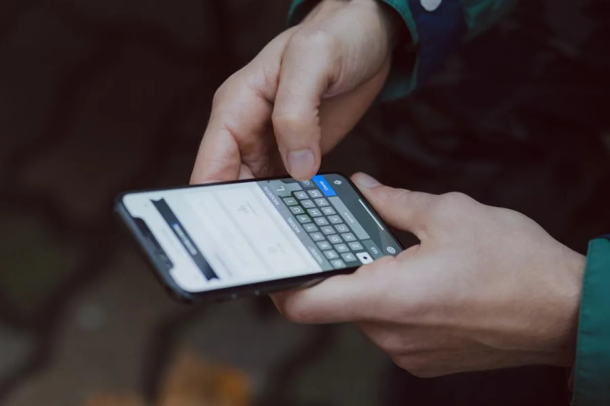 Почему не стоит оставлять интернет включенным на смартфоне