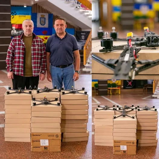 Від Івано-Франківської громади передали 35 FPV-дронів для оборонців