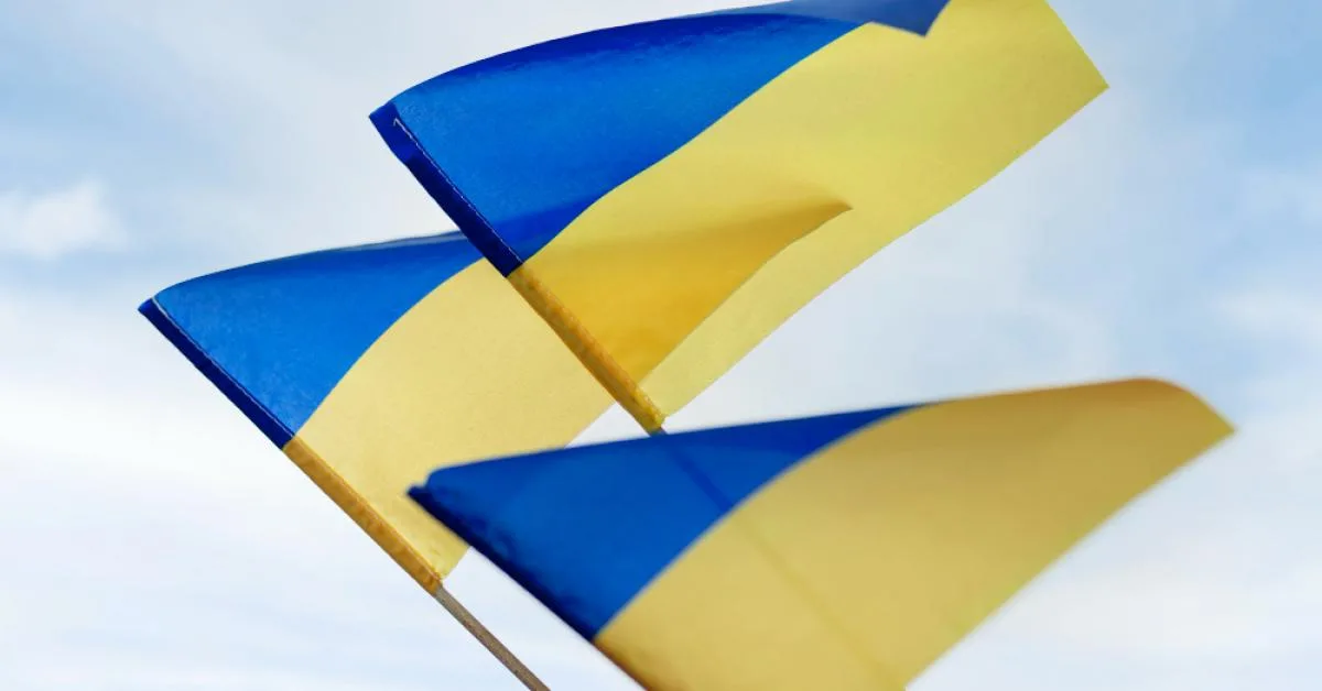 Коли відзначають День Конституції України 2026 та чи буде цей день вихідним