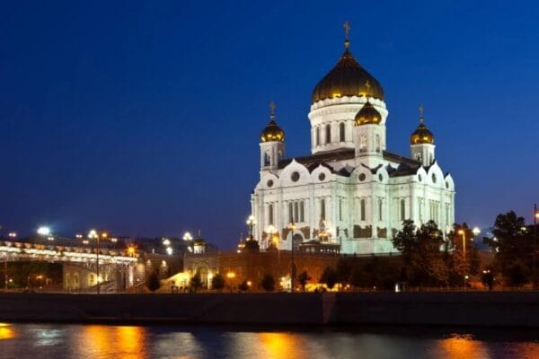13 серпня – день ангела Анни, Антона та Максима: кого привітати та які прикмети варто знати