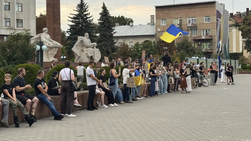 Учасники ходи на підтримку Федорова, Франківськ