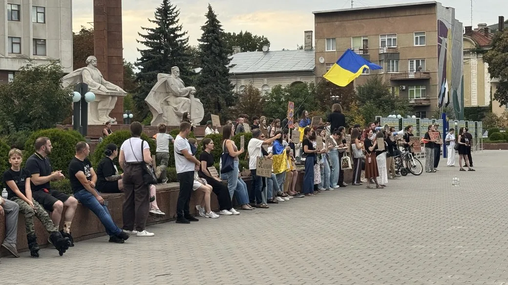 Учасники ходи на підтримку Федорова, Франківськ