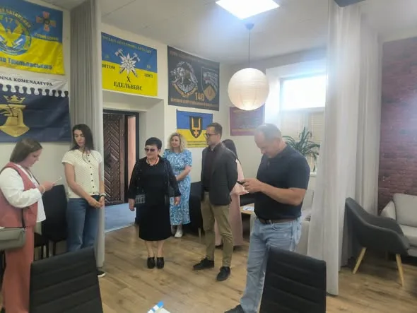 У Коломиї Консул Генерального консульства Польщі ознайомився із будівництвом нового ветеранського простору