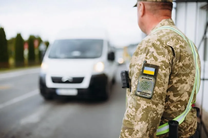 Понад 100 тисяч осіб за добу: оперативна ситуація на західному кордоні