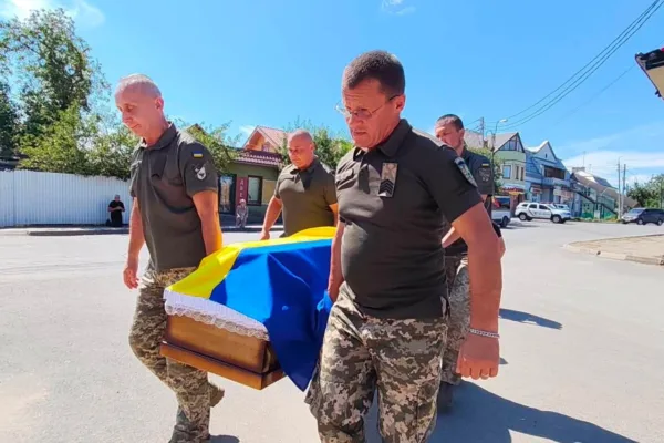 У Городенківській громаді попрощалися із полеглим Захисником Іваном Соколюком