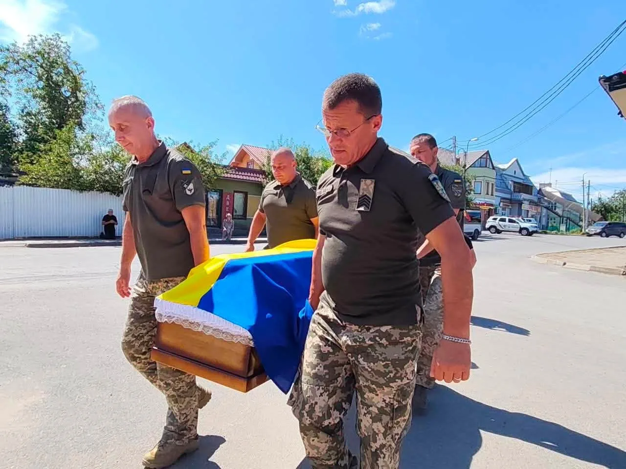 У Городенківській громаді попрощалися із полеглим Захисником Іваном Соколюком