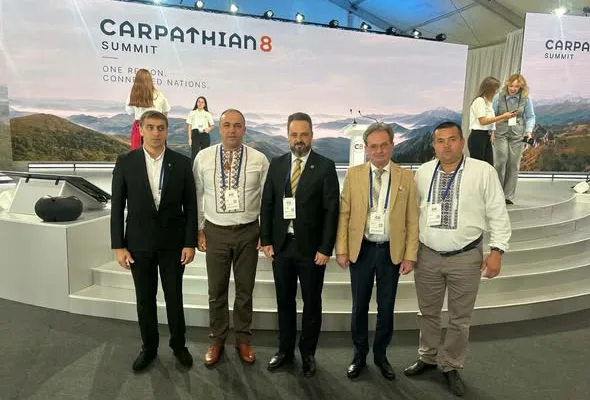Представники Верховинщини взяли участь у Саміті Карпатської вісімки — C8