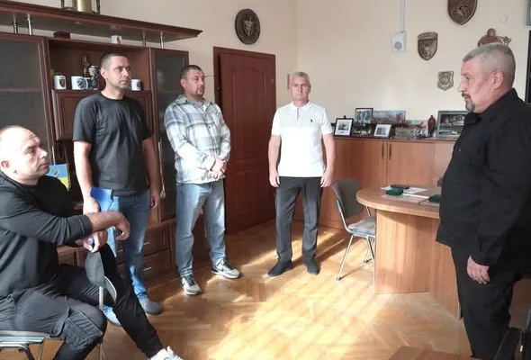 Захисникам з Прикарпаття вручили державні та відомчі нагороди