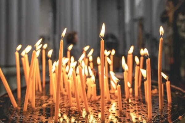 Церковне свято 17 вересня: День Віри, Надії, Любові та їхньої матері Софії, що суворо заборонено та чому уникають розваг