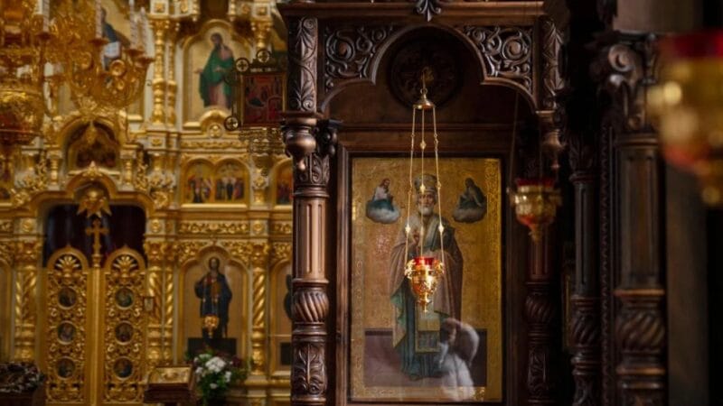 Церковне свято 18 вересня: чому стригтися в цей день не рекомендується, кого слід привітати та які існують прикмети