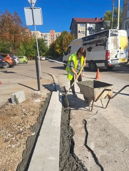 Комунальні служби Калуша відзвітували про роботи з благоустрою та ремонту мереж за 30 вересня