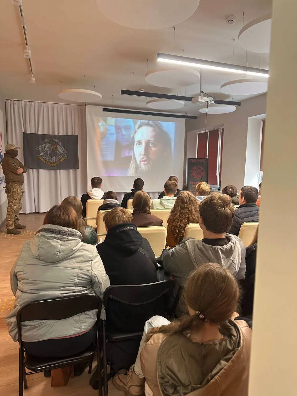 У Бурштині інструктори ССО провели для молоді захід із національного спротиву