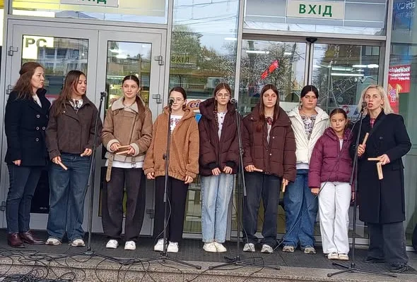 В Івано-Франківську відбувся благодійний захід на підтримку ЗСУ